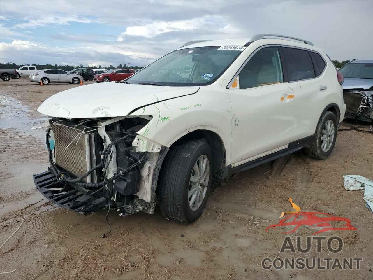 NISSAN ROGUE 2018 - 5N1AT2MT8JC772852