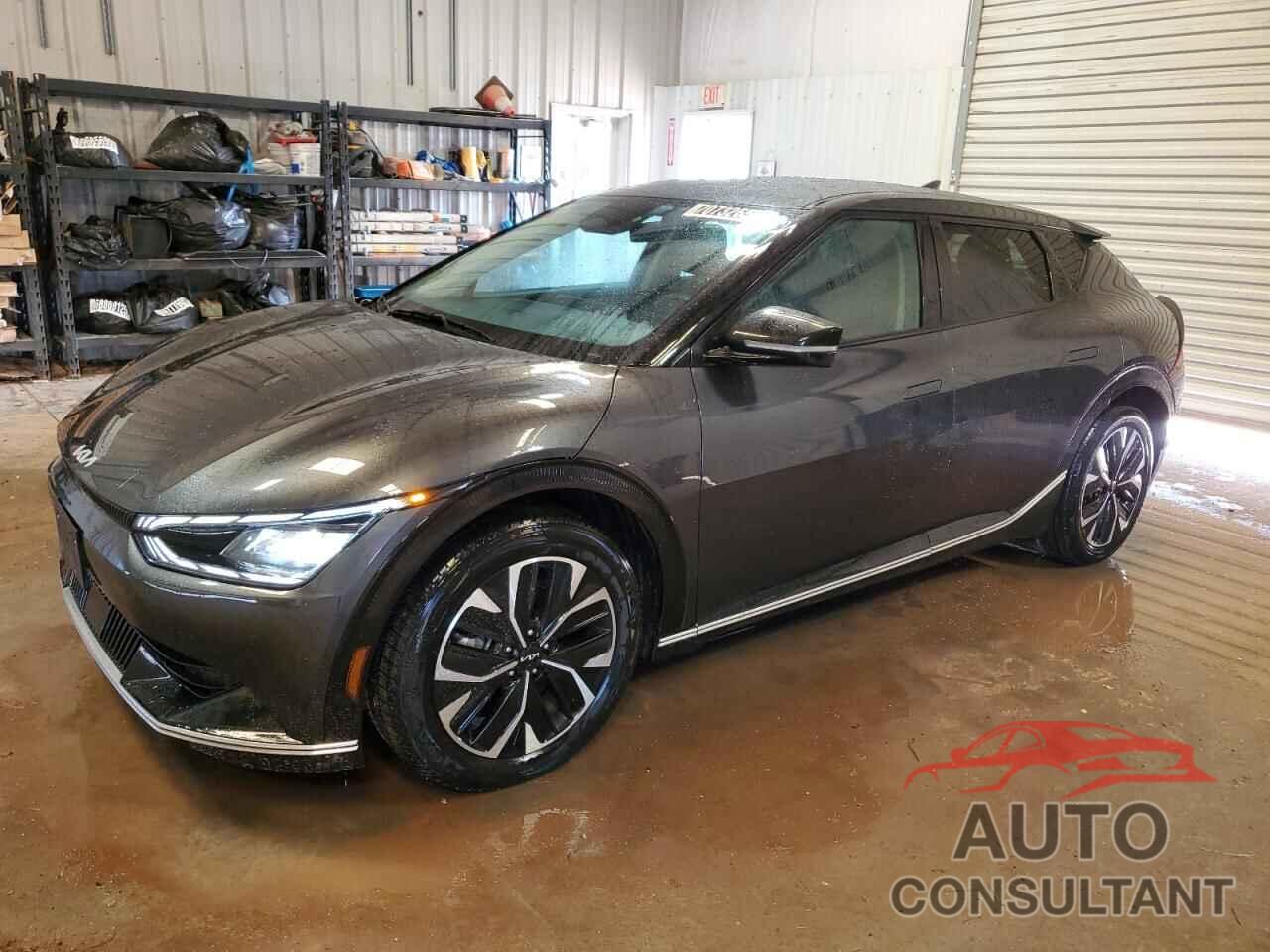 KIA EV6 LIGHT 2023 - KNDC34LA1P5156531