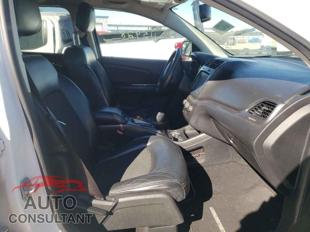 DODGE JOURNEY 2017 - 3C4PDCGG1HT556615