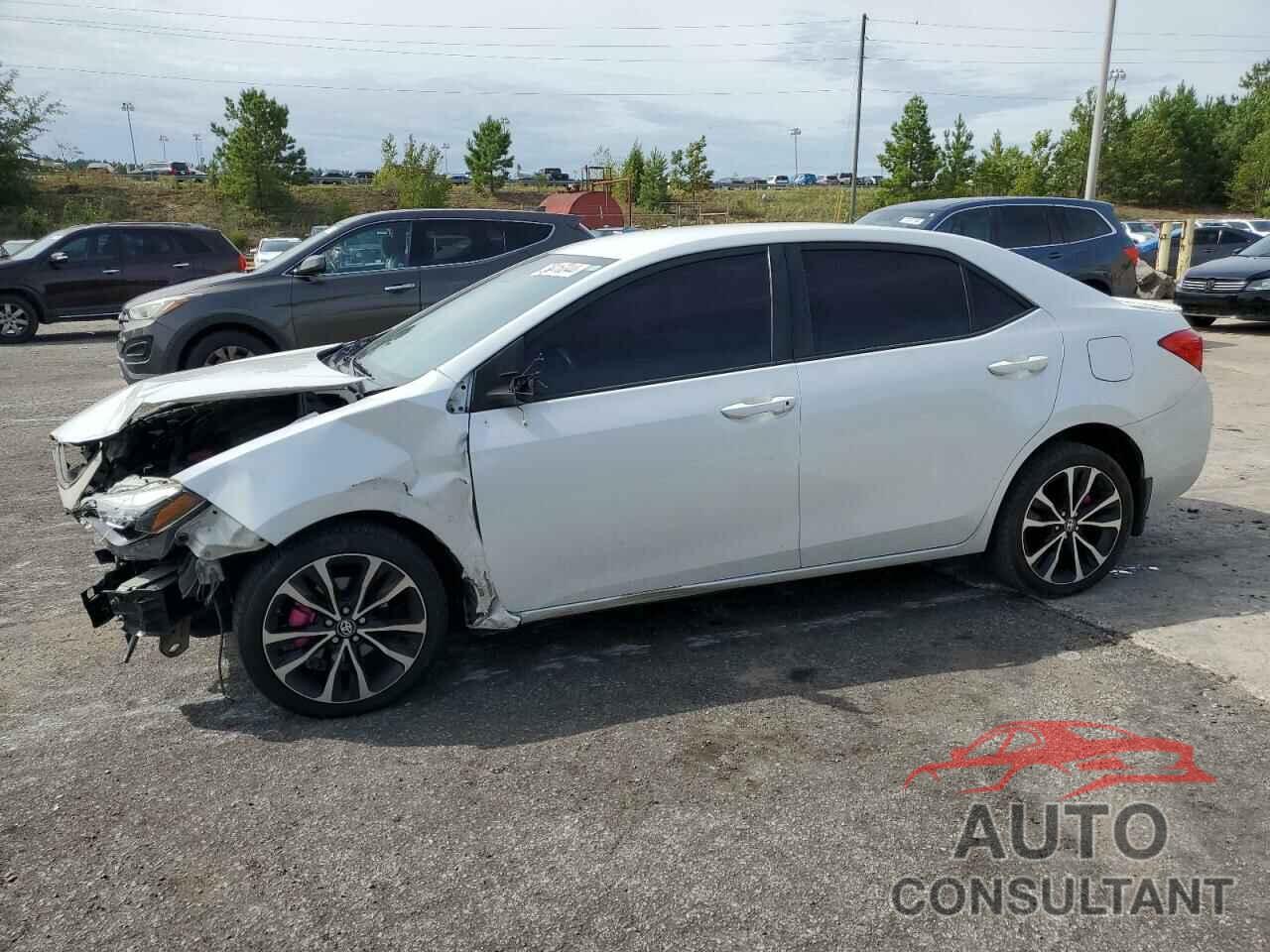 TOYOTA COROLLA 2018 - 5YFBURHE1JP783970