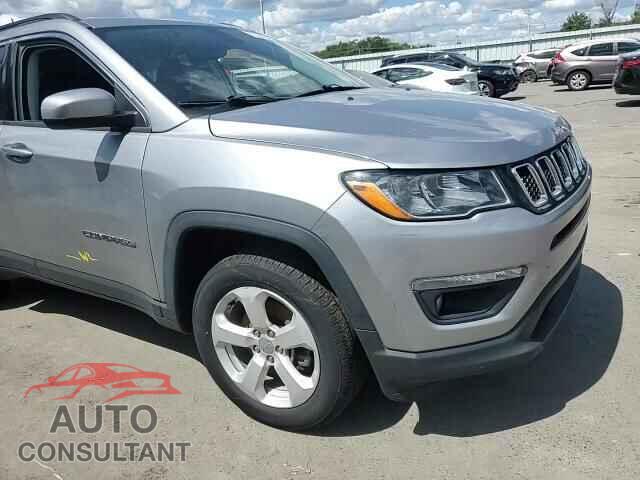 JEEP COMPASS 2018 - 3C4NJDBB4JT480539