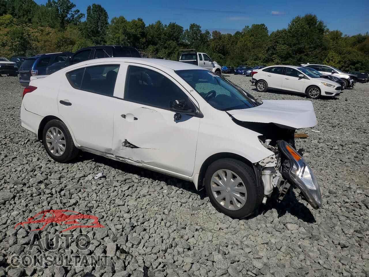 NISSAN VERSA 2018 - 3N1CN7AP1JL864520