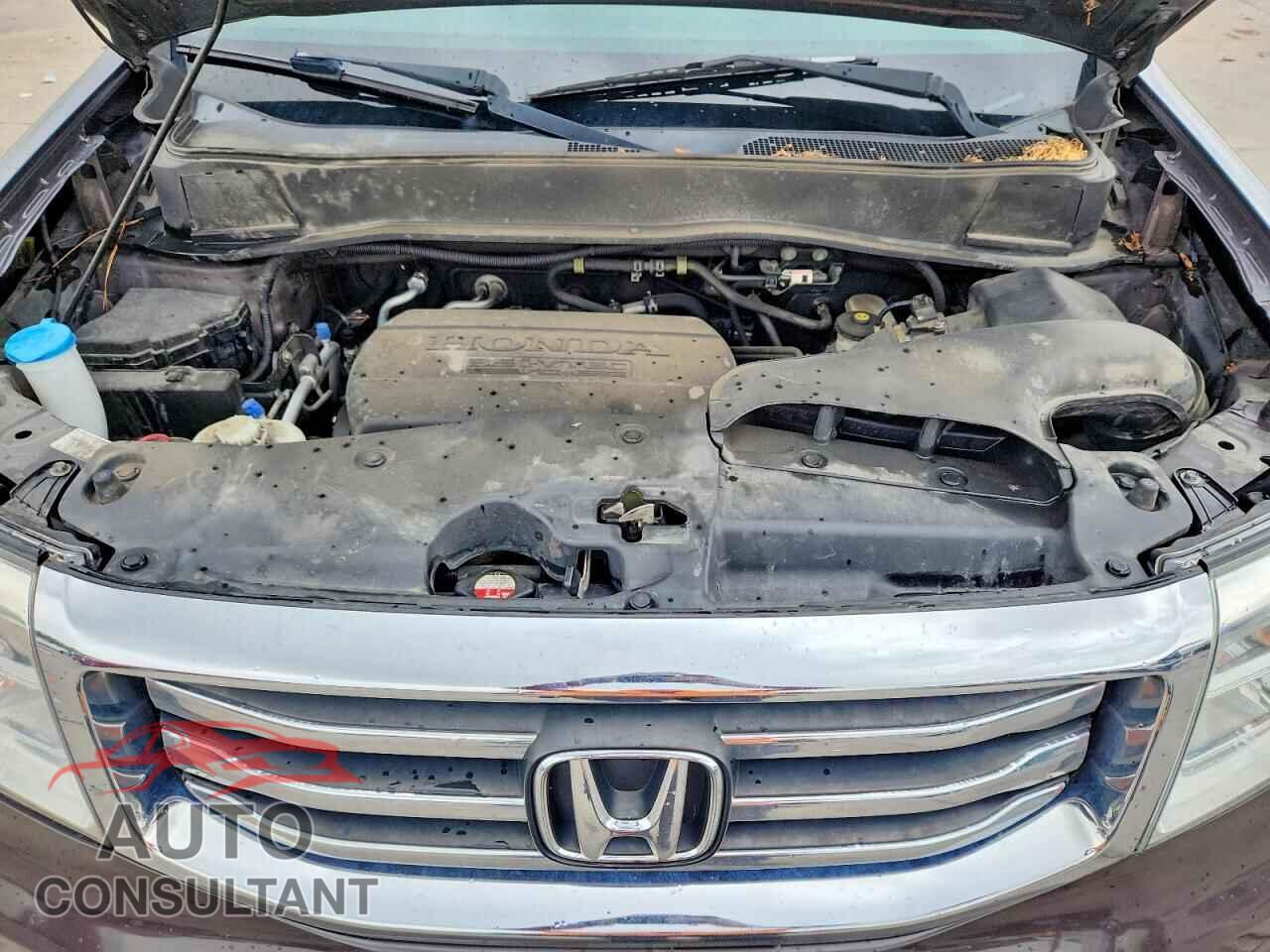 HONDA PILOT 2013 - 5FNYF4H59DB016830