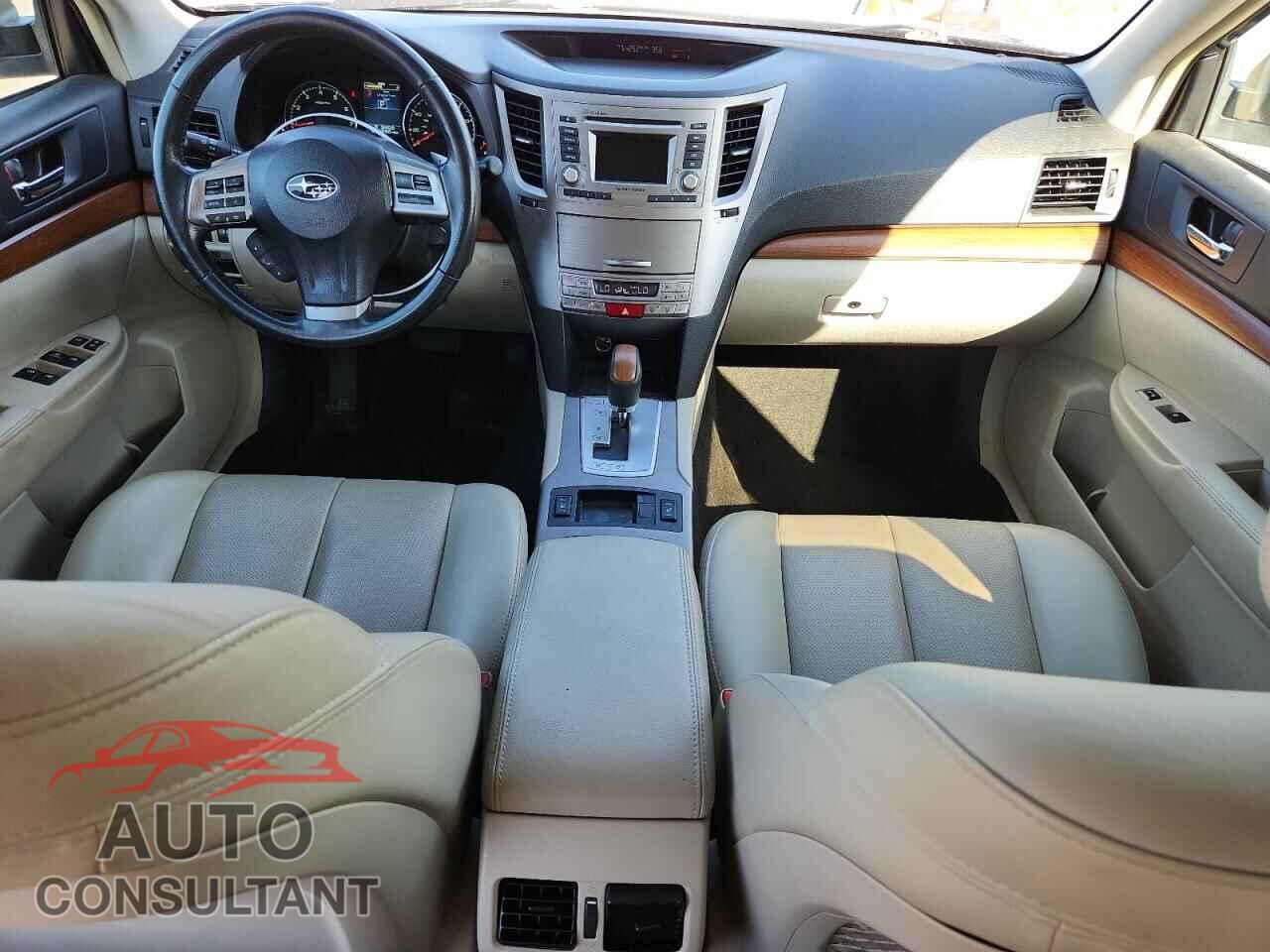 SUBARU OUTBACK 2014 - 4S4BRBLCXE3216357