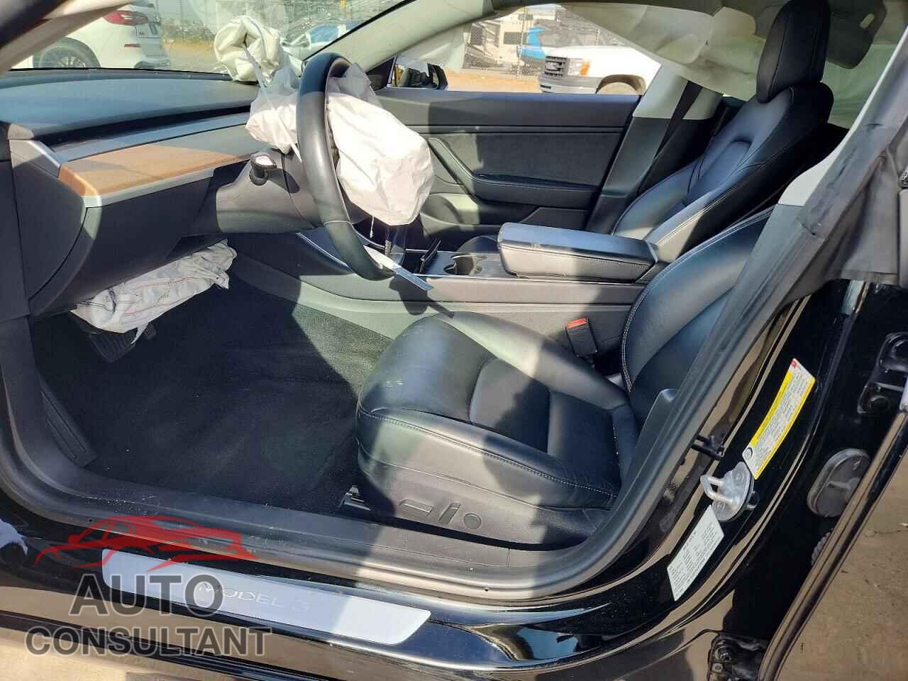 TESLA MODEL 3 2019 - 5YJ3E1EA7KF398964