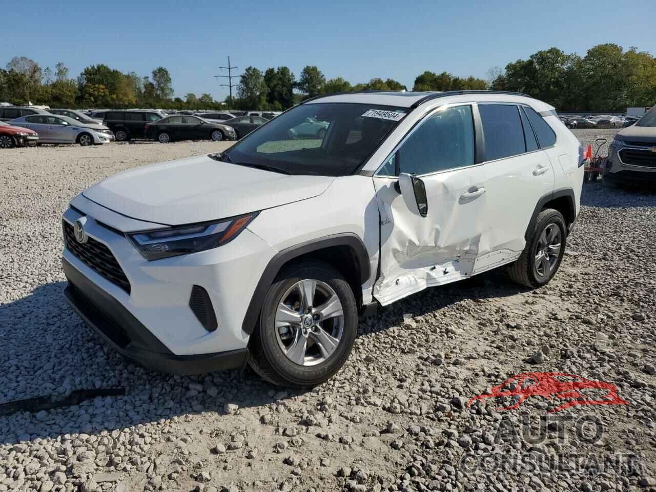 TOYOTA RAV4 2024 - 2T3P1RFV1RW413377