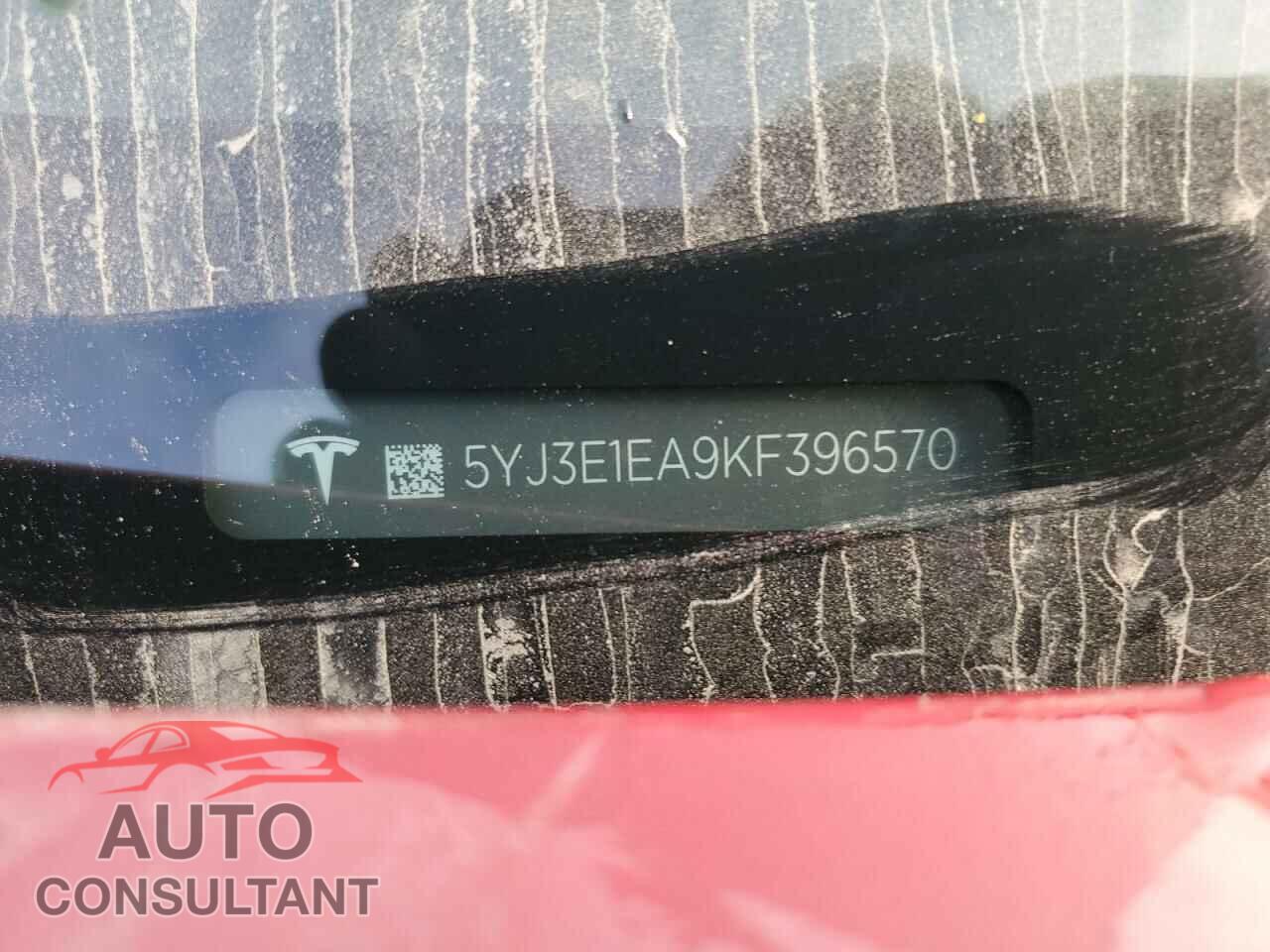TESLA MODEL 3 2019 - 5YJ3E1EA9KF396570