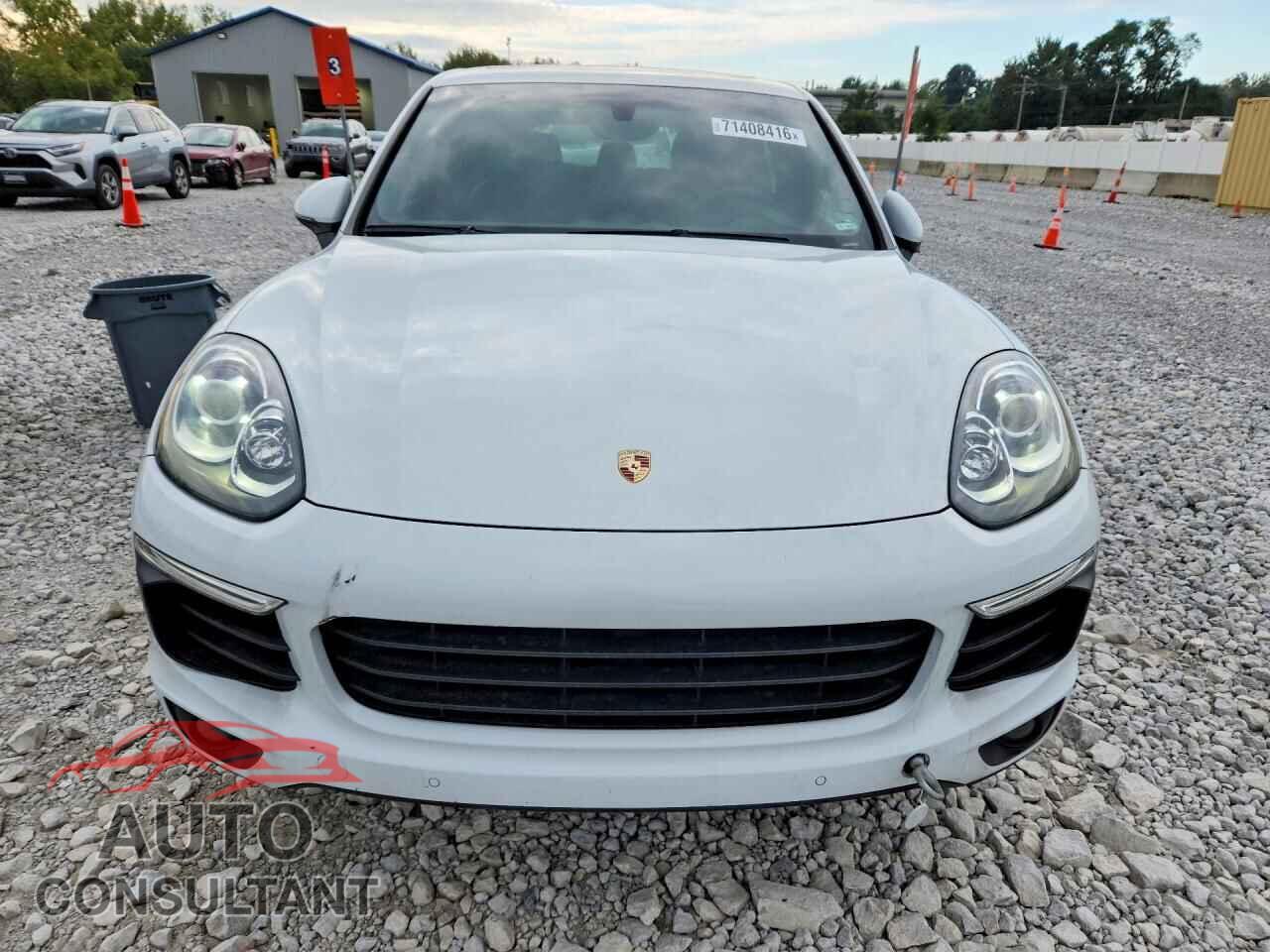 PORSCHE CAYENNE 2016 - WP1AB2A25GLA94409