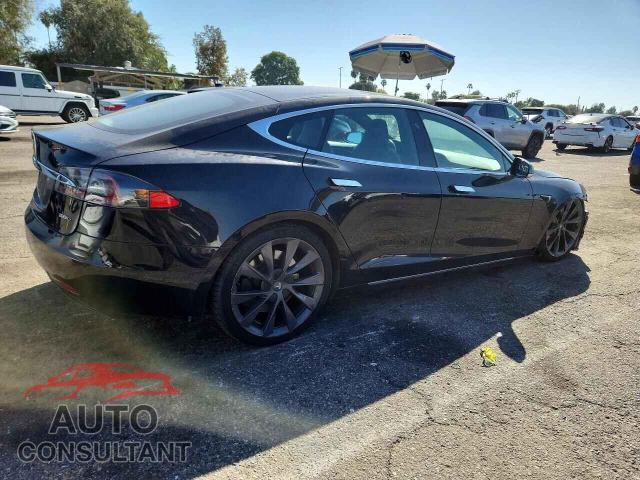 TESLA MODEL S 2018 - 5YJSA1E28JF272773