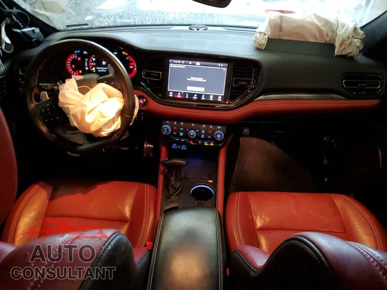 DODGE DURANGO 2021 - 1C4SDJH9XMC716205