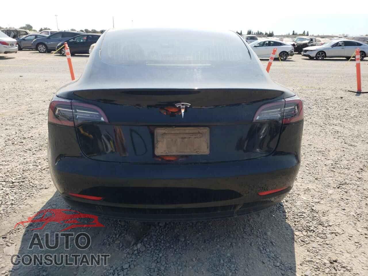 TESLA MODEL 3 2019 - 5YJ3E1EA9KF399114