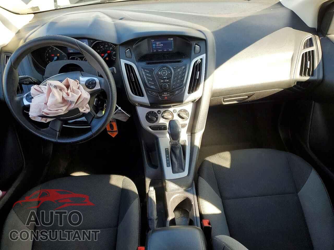 FORD FOCUS 2014 - 1FADP3F21EL343869