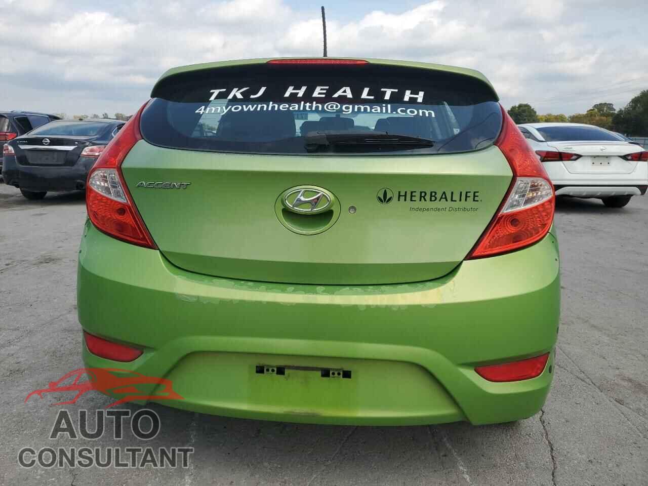 HYUNDAI ACCENT 2013 - KMHCU5AE2DU078380