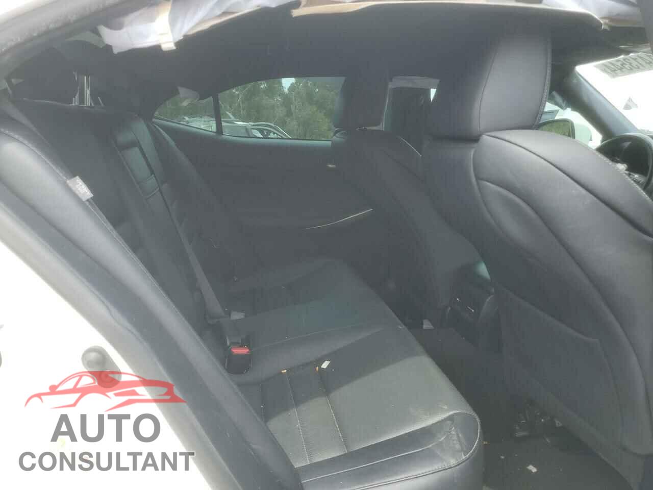 LEXUS IS 2018 - JTHBA1D25J5062360