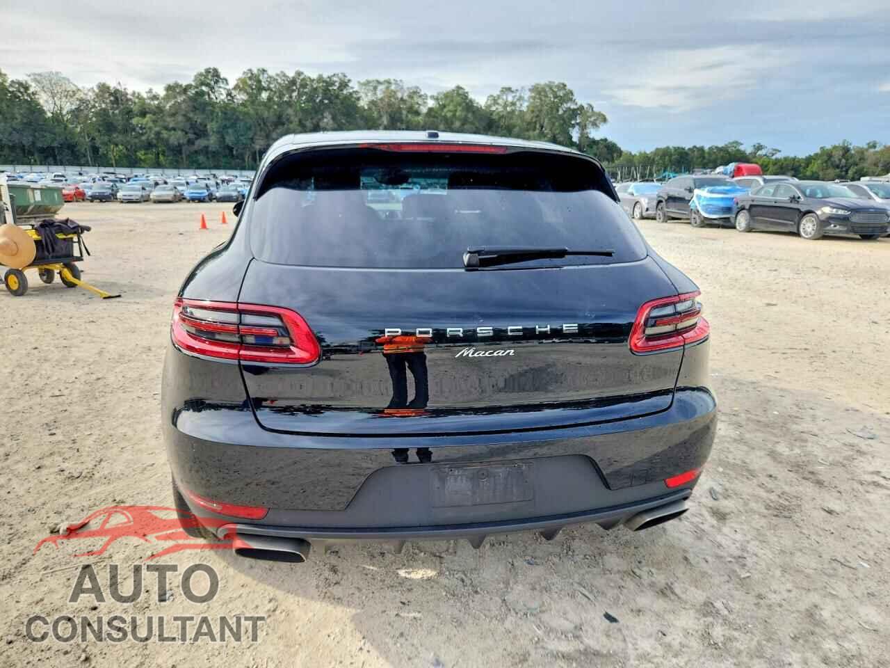 PORSCHE MACAN 2018 - WP1AA2A52JLB09100