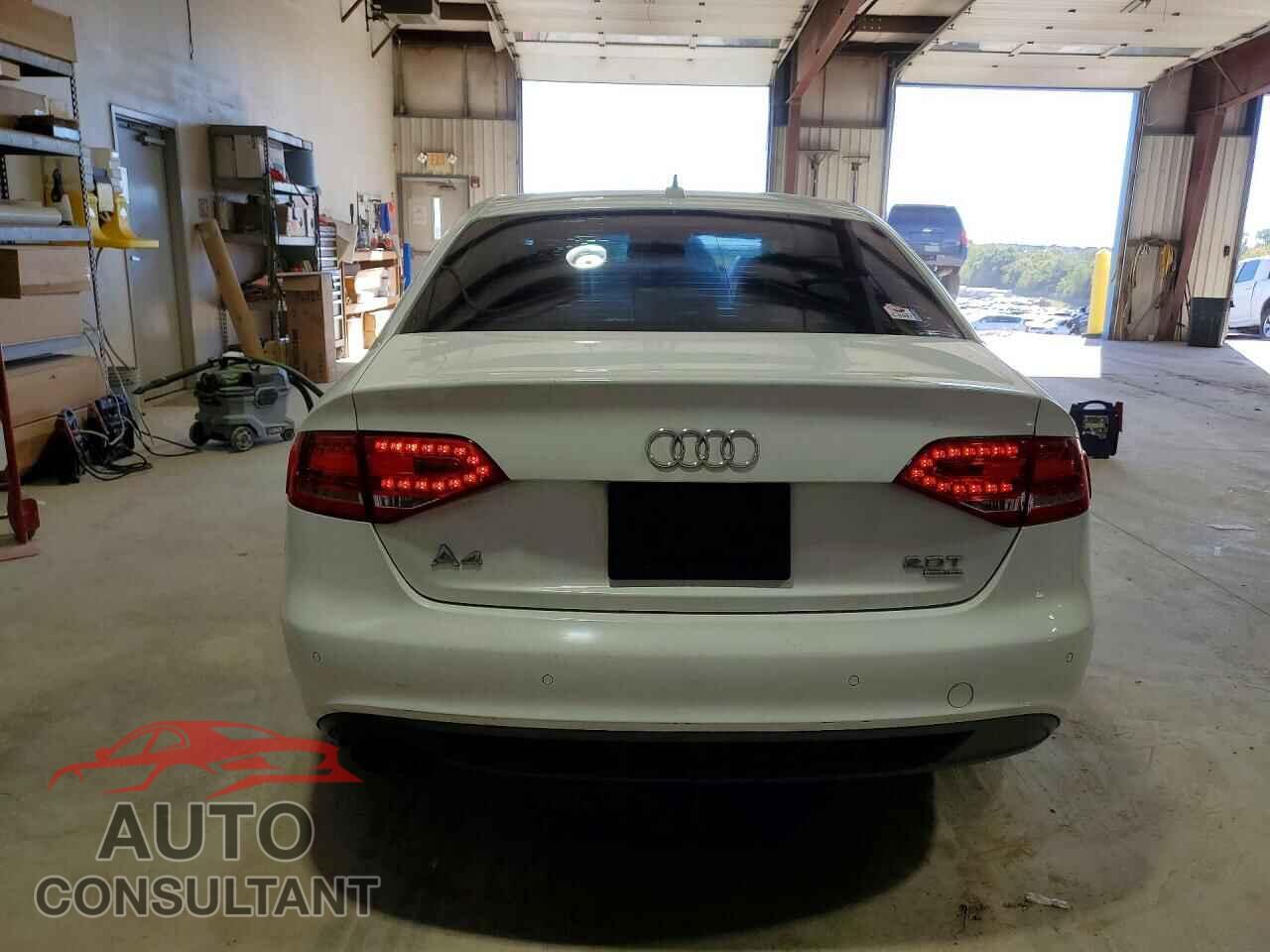 AUDI A4 2012 - WAUFFAFLXCN015111