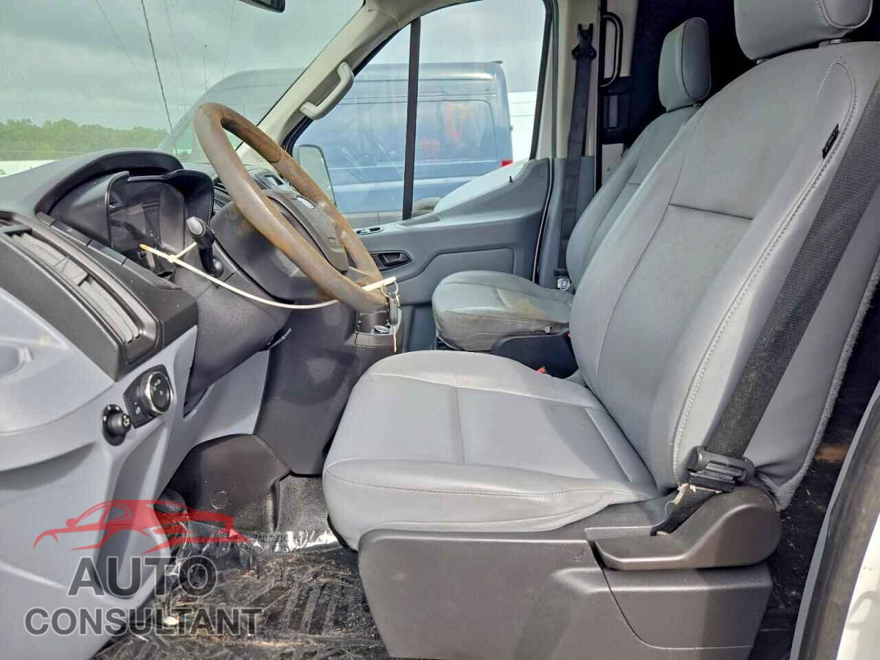FORD TRANSIT 2018 - 1FTYE2CM1JKA22142