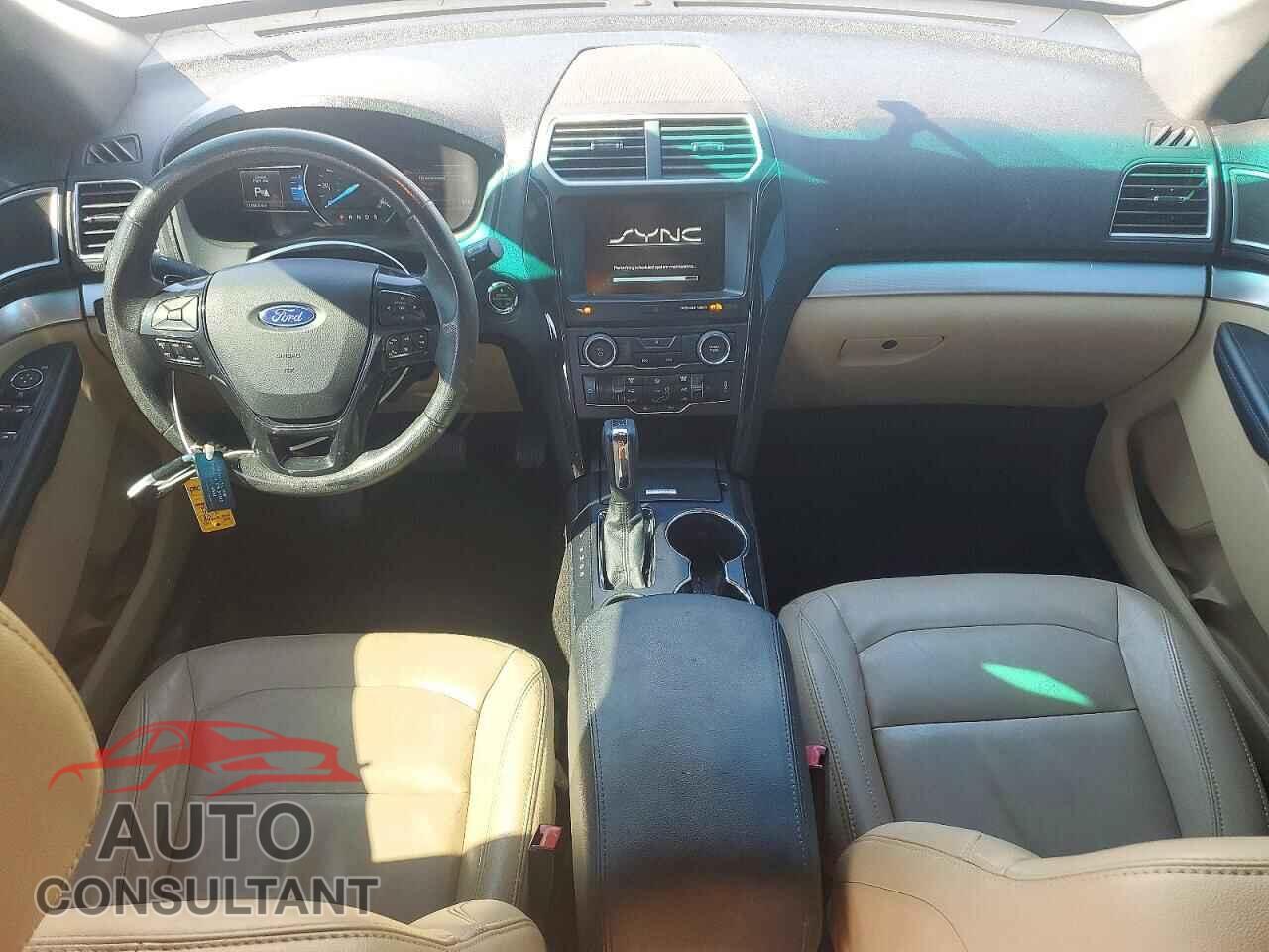 FORD EXPLORER 2016 - 1FM5K7D80GGB15428
