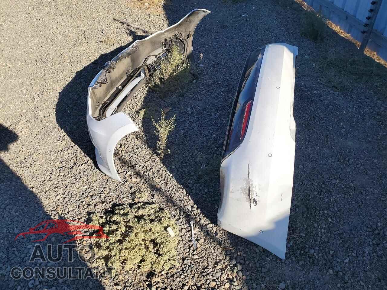 TESLA MODEL S 2020 - 5YJSA1E23LF391964