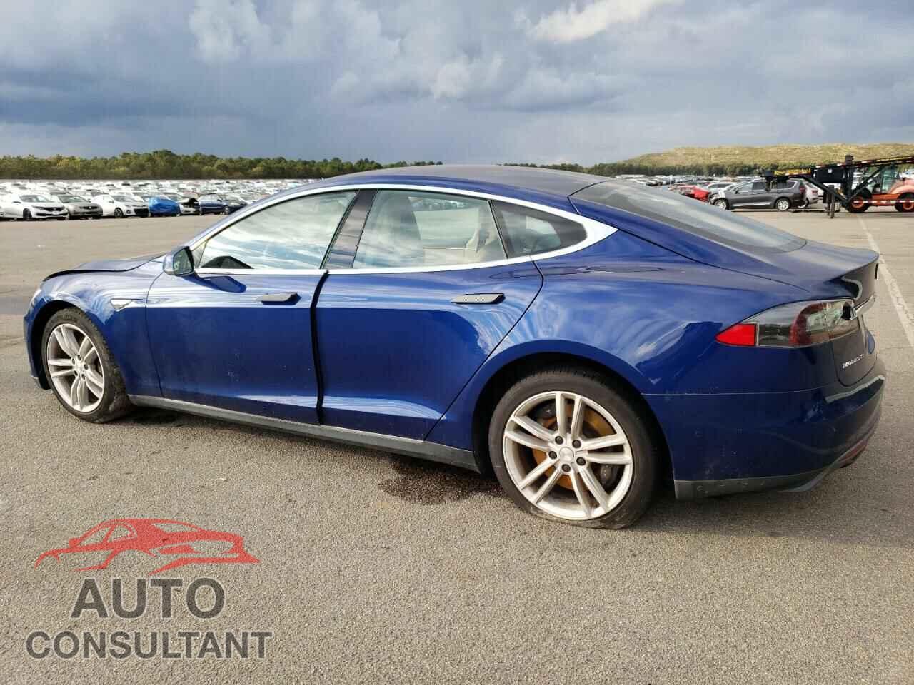 TESLA MODEL S 2016 - 5YJSA1E12GF130595