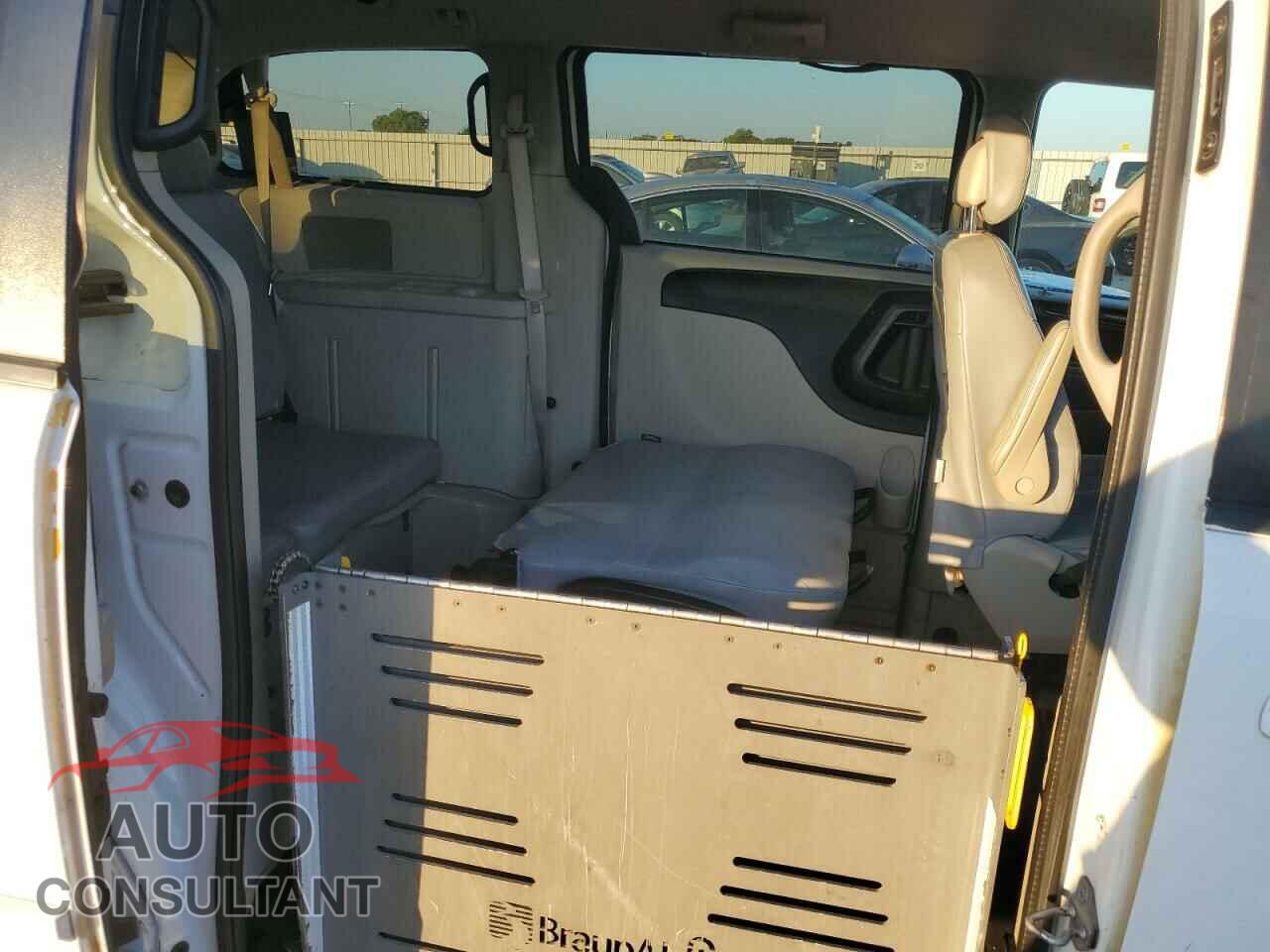 DODGE CARAVAN 2017 - 2C4RDGBG7HR784211