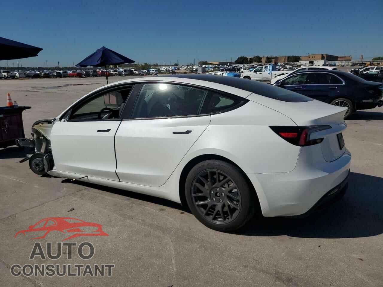 TESLA MODEL 3 2024 - 5YJ3E1EA8RF732803