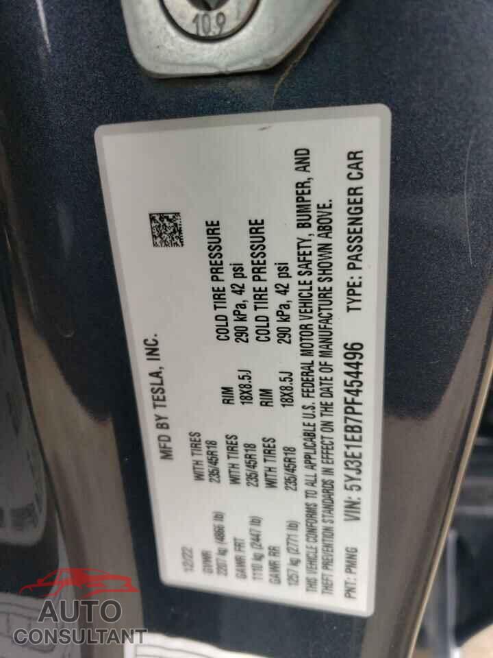 TESLA MODEL 3 2023 - 5YJ3E1EB7PF454496