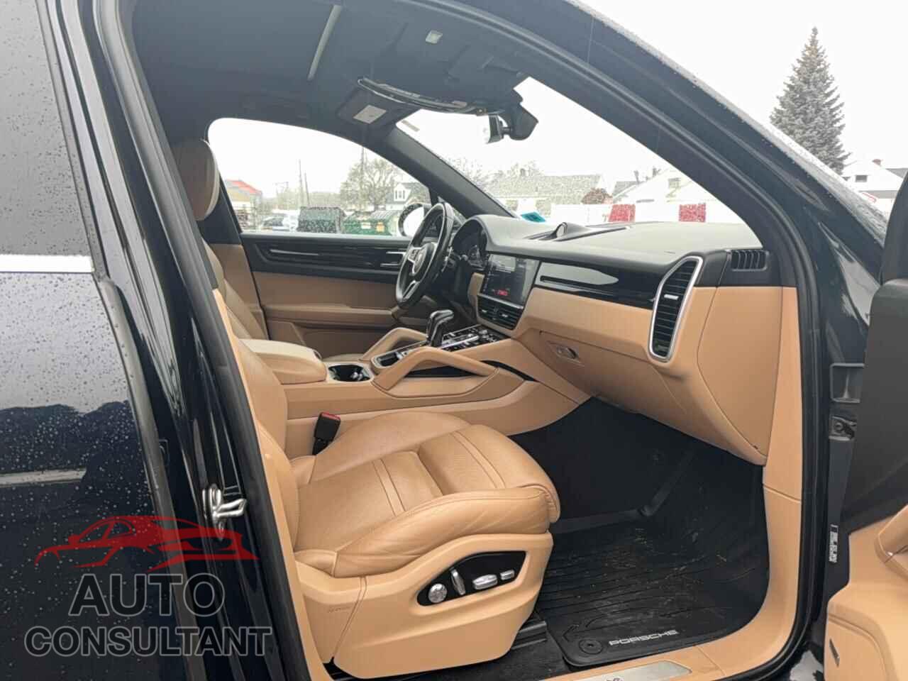 PORSCHE CAYENNE 2020 - WP1AA2AY2LDA02233