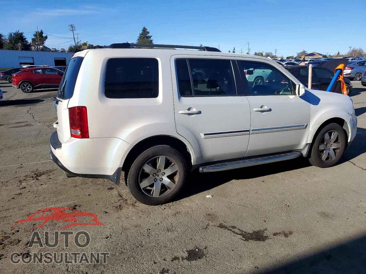 HONDA PILOT 2012 - 5FNYF4H97CB044126
