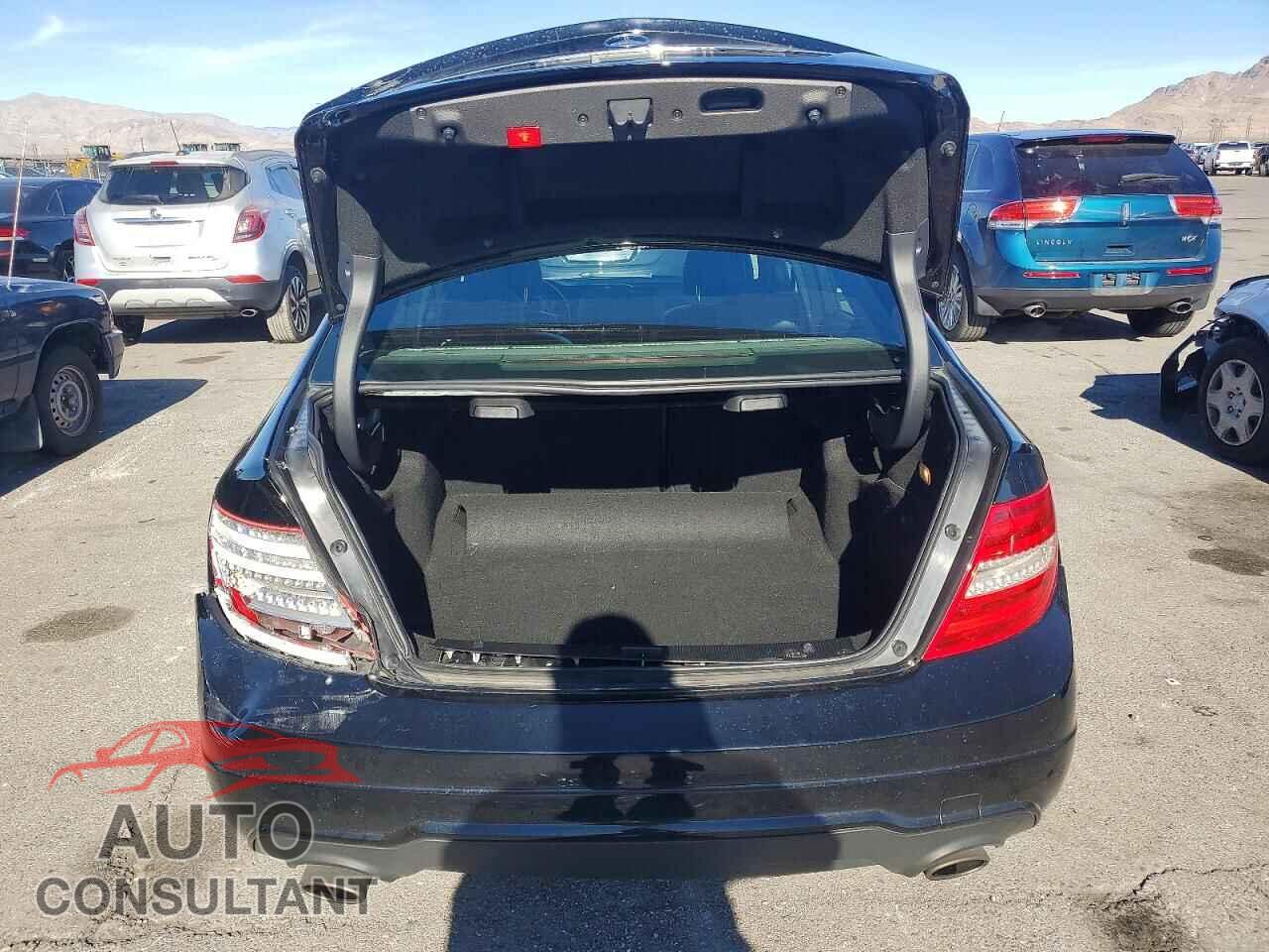MERCEDES-BENZ C-CLASS 2014 - WDDGF5HB7EA914902