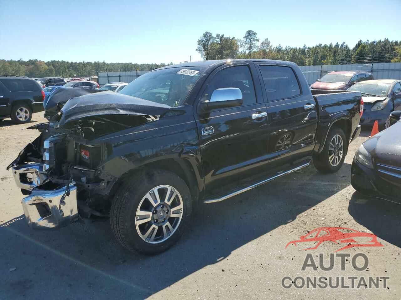 TOYOTA TUNDRA 2019 - 5TFAY5F12KX792379