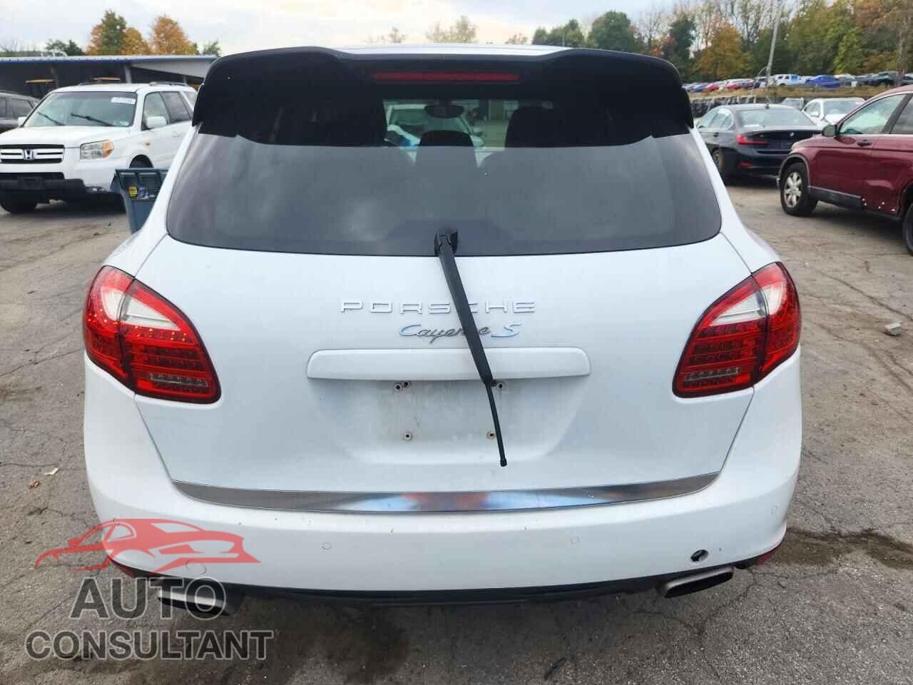 PORSCHE CAYENNE 2013 - WP1AA2A21DLA02789