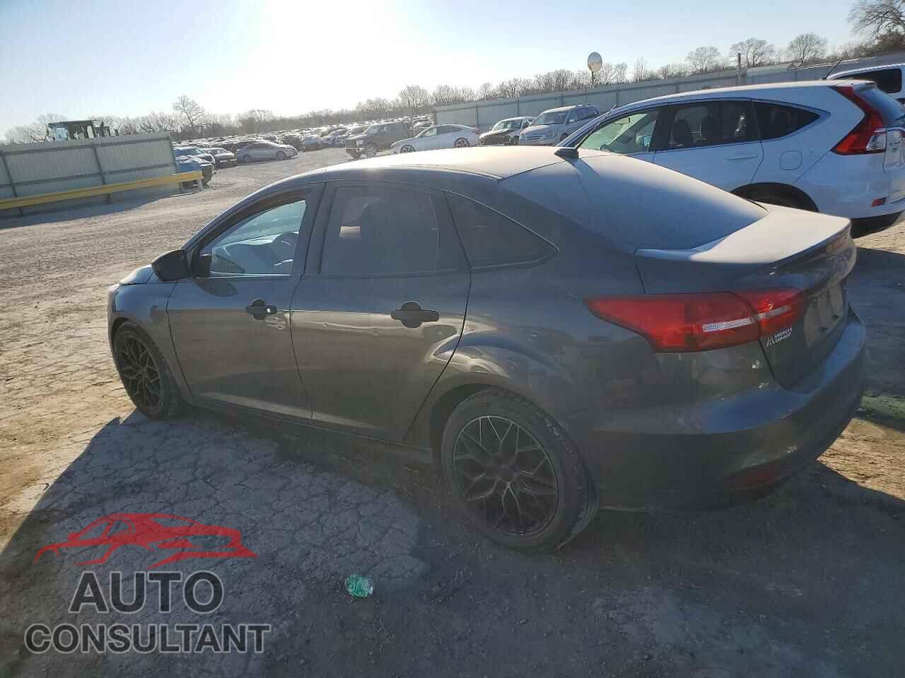 FORD FOCUS 2017 - 1FADP3E26HL283920