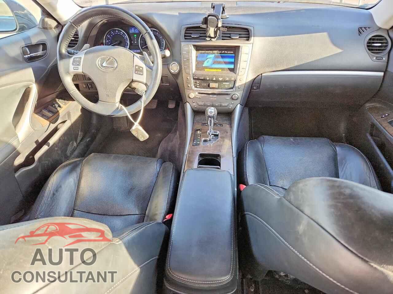 LEXUS IS 2012 - JTHCF5C29C5054876