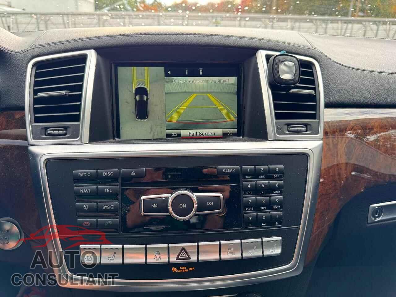 MERCEDES-BENZ GL-CLASS 2015 - 4JGDF7DE4FA511188