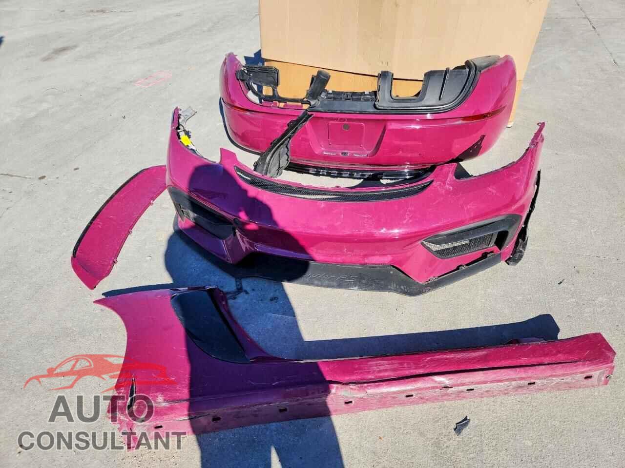 PORSCHE BOXSTER 2024 - WP0CE2A85RK240063