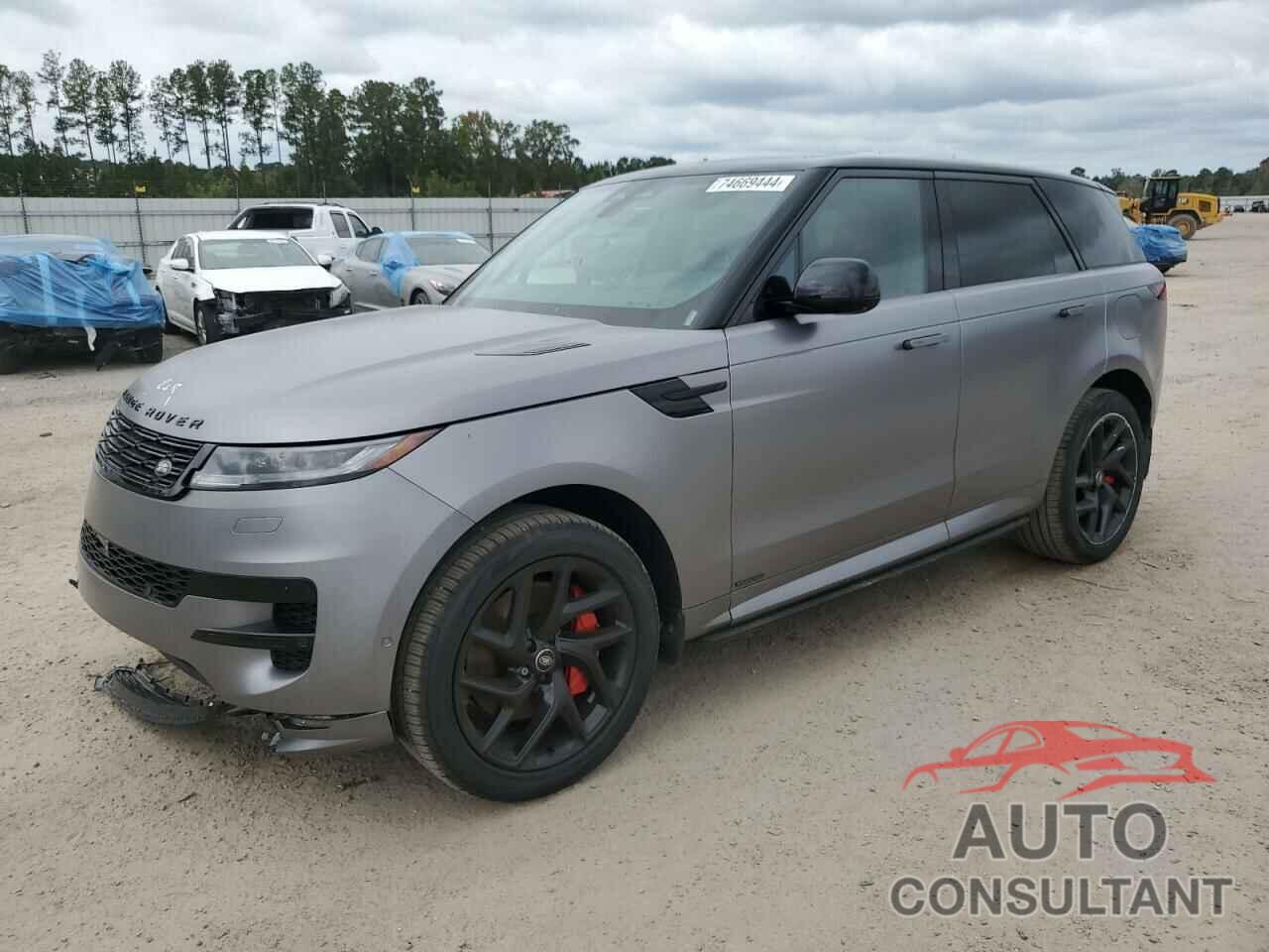 LAND ROVER RANGEROVER 2024 - SAL119F45RA407053