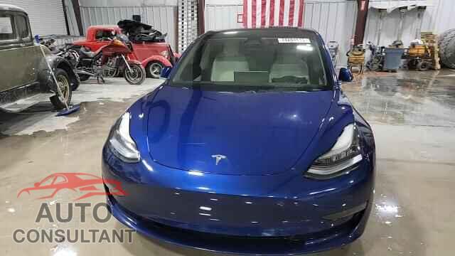 TESLA MODEL 3 2019 - 5YJ3E1EB7KF422088