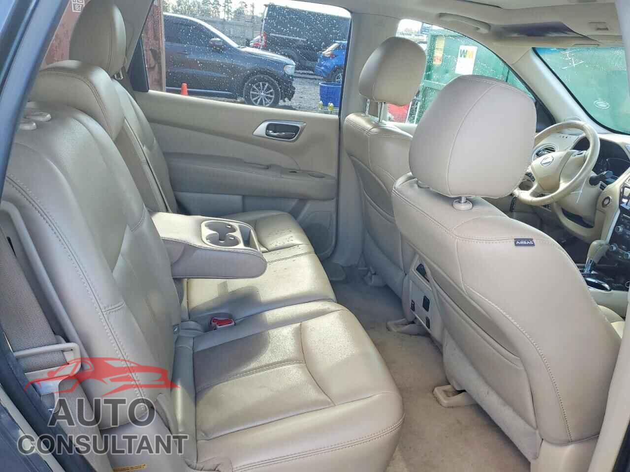 NISSAN PATHFINDER 2014 - 5N1AR2MN1EC700834