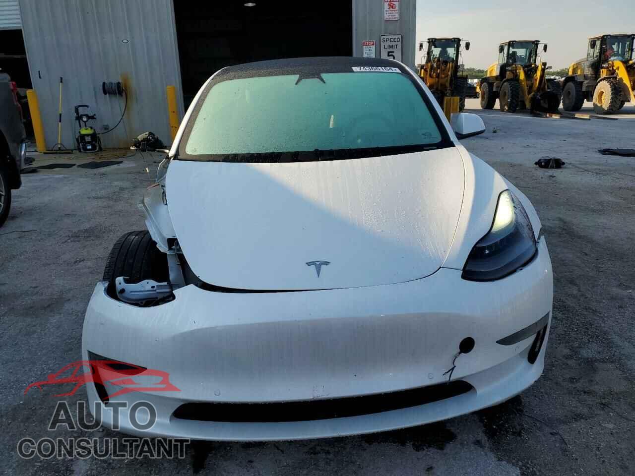 TESLA MODEL 3 2021 - 5YJ3E1EB0MF026491