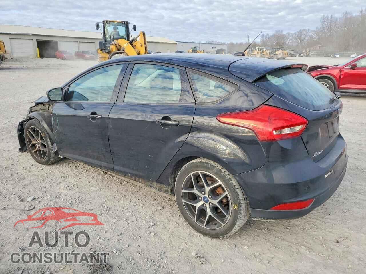 FORD FOCUS 2017 - 1FADP3M23HL221067