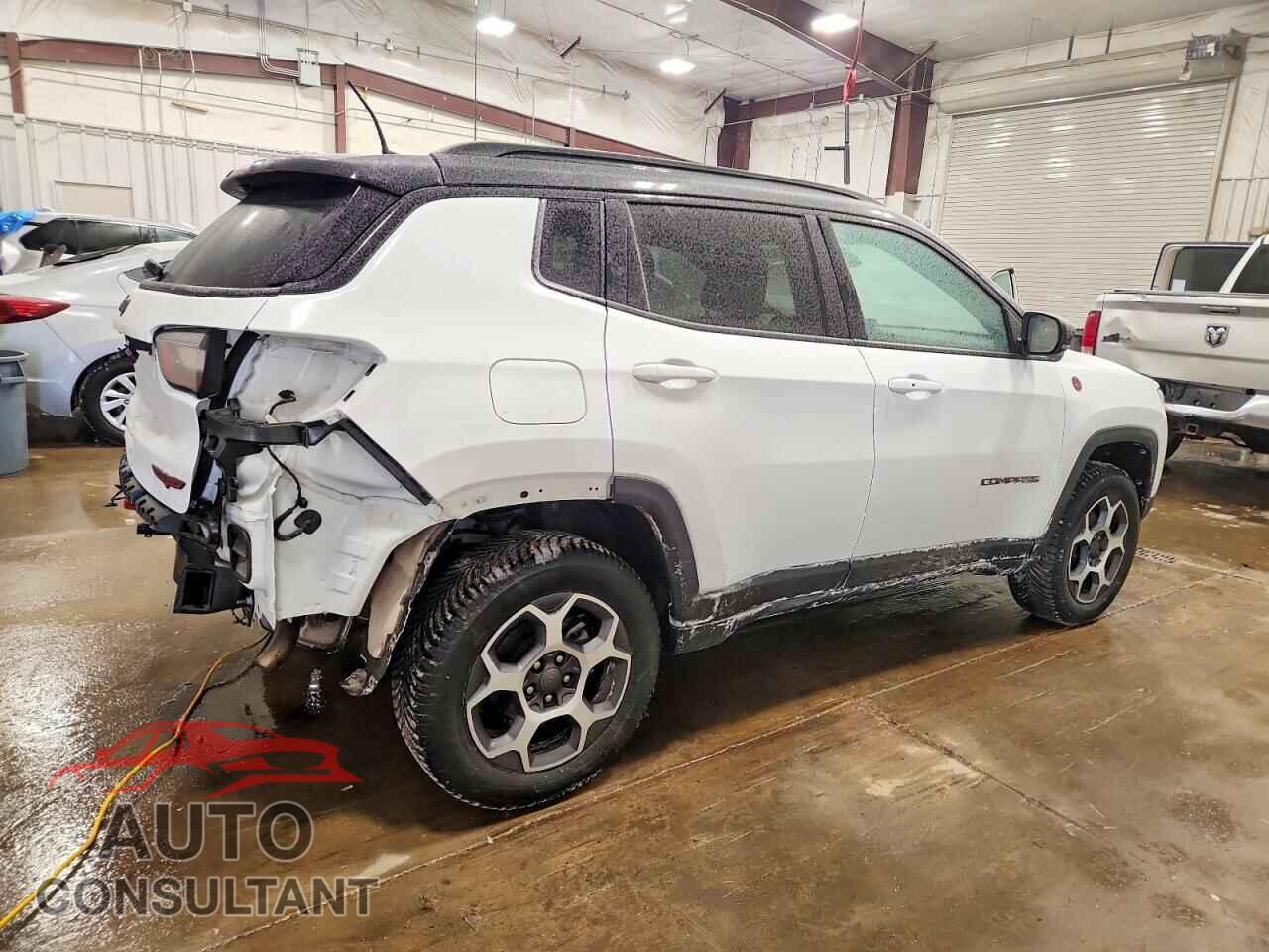 JEEP COMPASS 2022 - 3C4NJDDB0NT214020