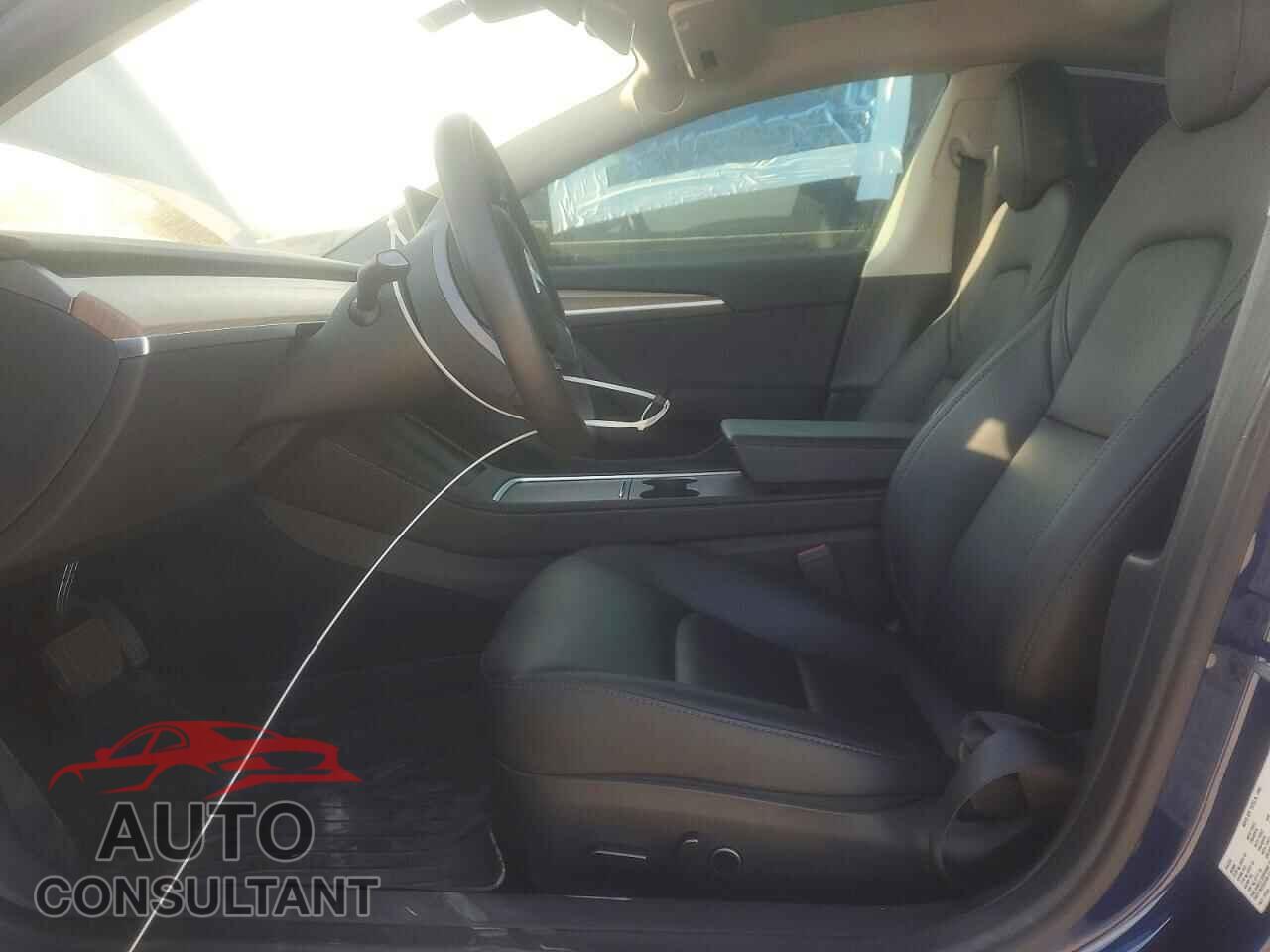 TESLA MODEL 3 2023 - 5YJ3E1EAXPF565003