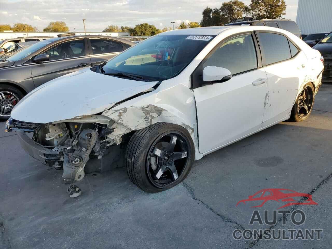 TOYOTA COROLLA 2015 - 5YFBURHE9FP357371
