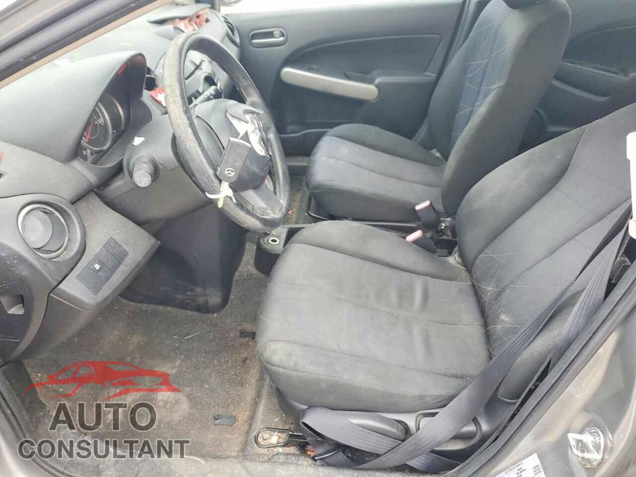 MAZDA 2 2013 - JM1DE1KY8D0170446