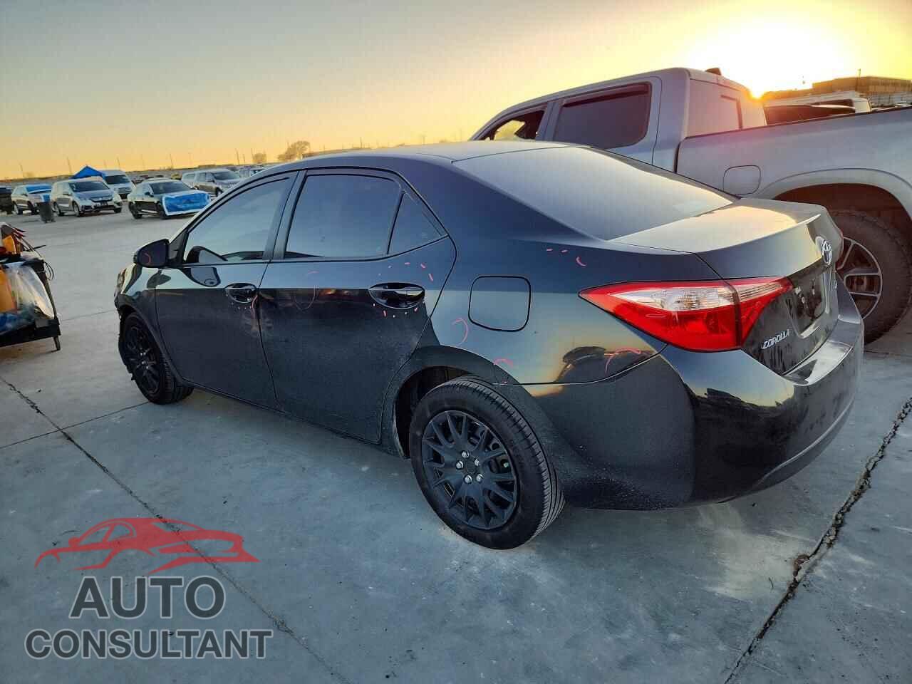 TOYOTA COROLLA 2019 - 5YFBURHEXKP887651