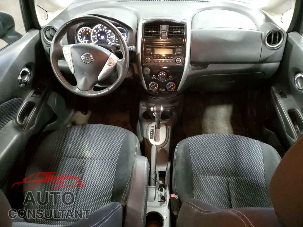 NISSAN VERSA 2015 - 3N1CE2CP0FL371547