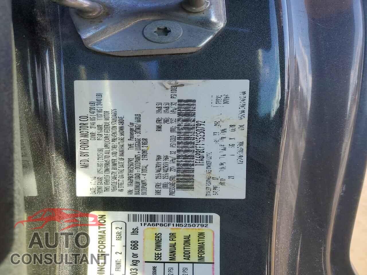 FORD MUSTANG 2017 - 1FA6P8CF1H5250792