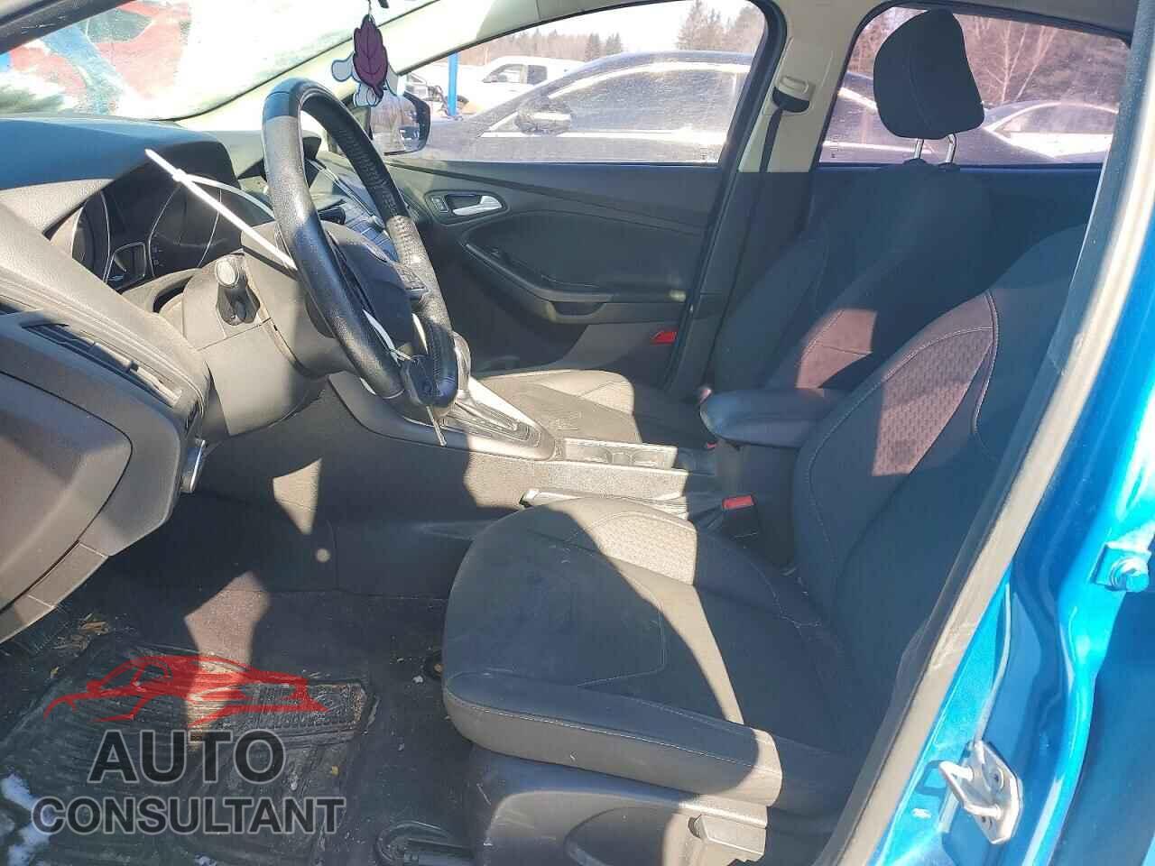 FORD FOCUS 2016 - 1FADP3K21GL295802