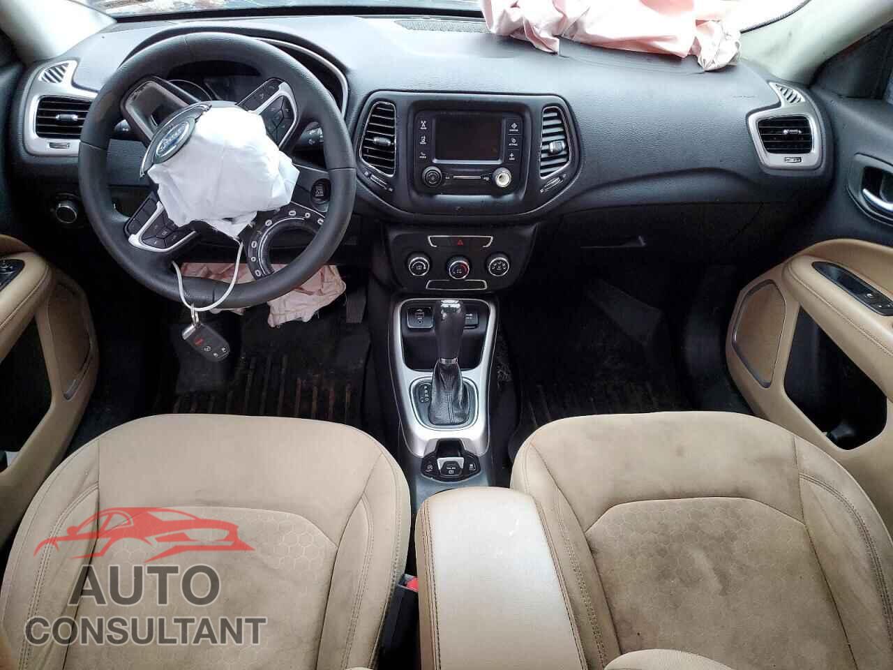 JEEP COMPASS 2017 - 3C4NJCAB8HT659771